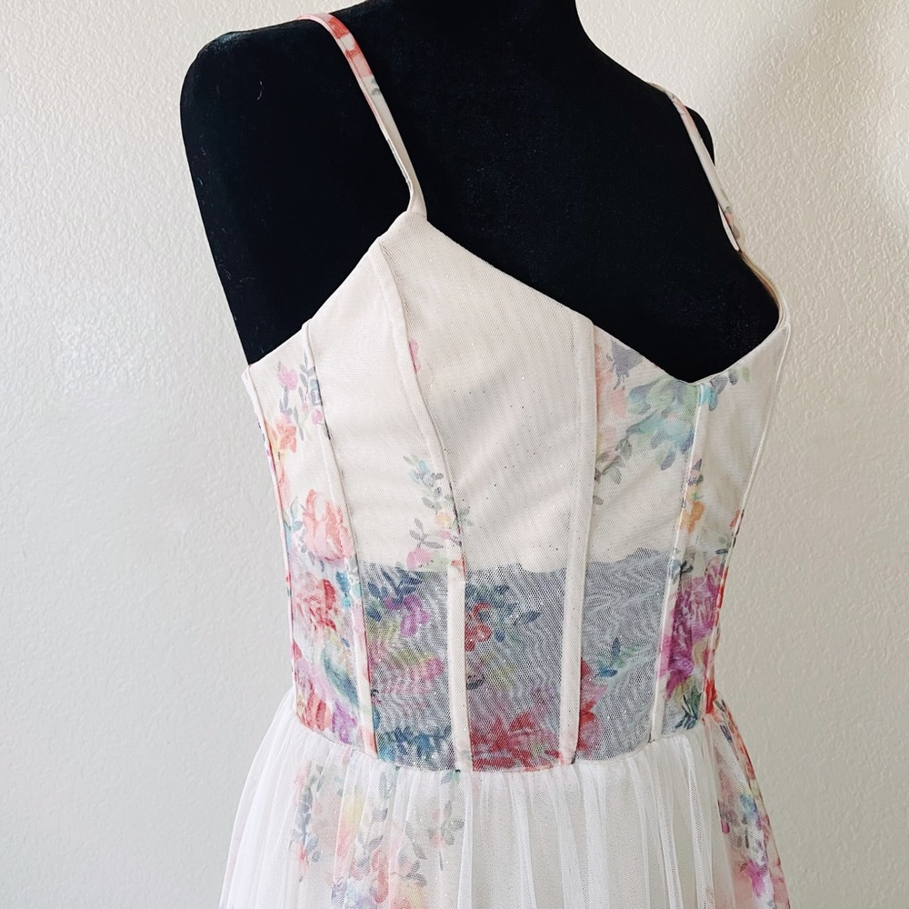 BCBGMazAzria Corset Detail Floral Gown - Picture 8 of 13